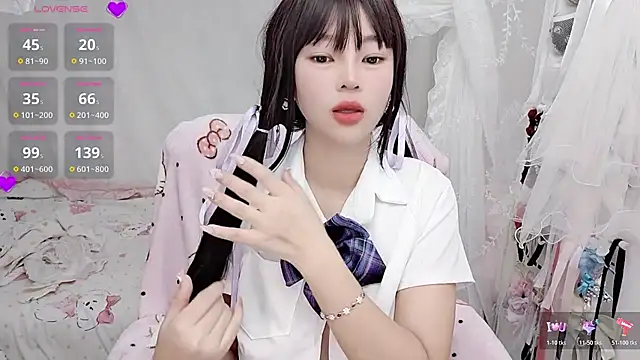 9aunatiis online show from February 12, 9:49 pm