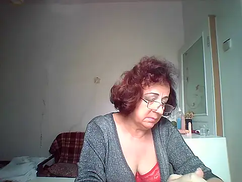 Julia54391 online show from October 6, 10:43 am