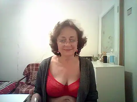 Julia54391 online show from October 16, 4:09 pm