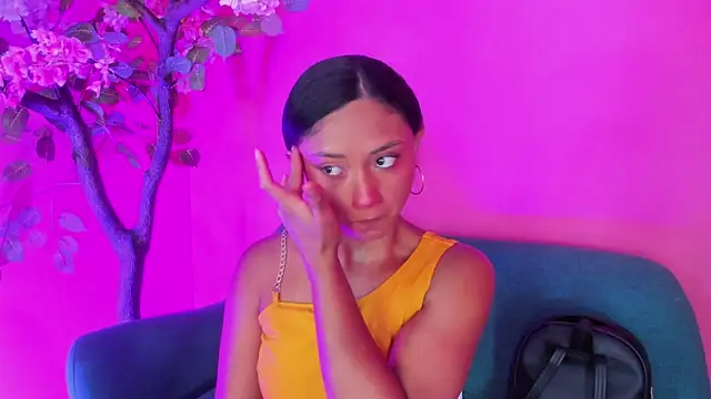 VenusBlazer online show from April 4, 1:43 pm