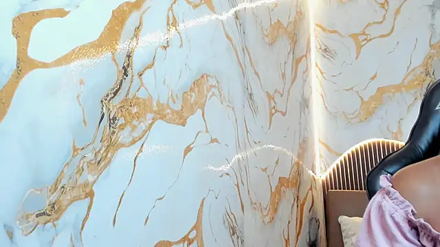 VenusBlazer online show from April 10, 2:12 pm