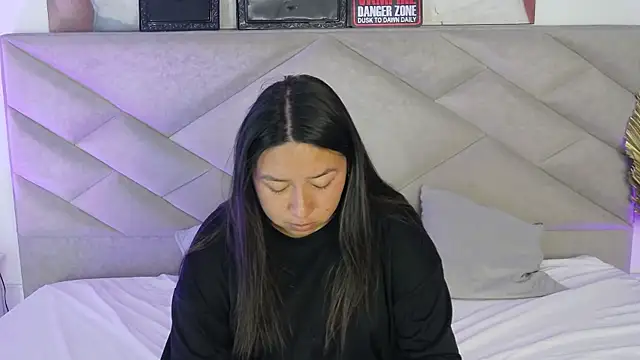 BellaRoux1 online show from October 14, 12:08 pm