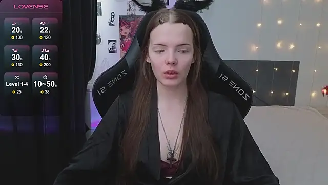 Luna Navy online show from March 5, 5:58 am