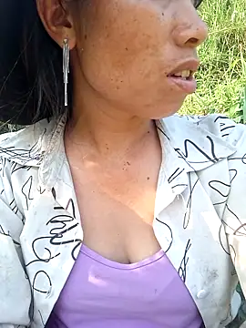 mo4mh online show from April 9, 9:37 am