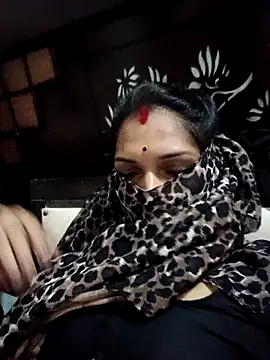 Gyavatixx online show from October 31, 1:59 pm