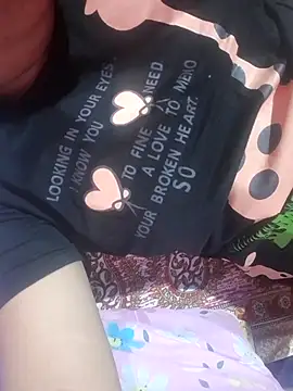 Bhabi-Hot0 online show from December 4, 8:20 pm