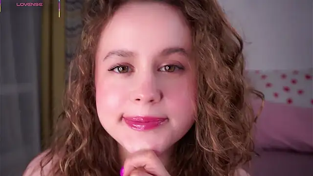 SusannaScholler online show from May 5, 10:57 pm