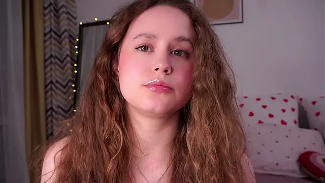 SusannaScholler online show from April 9, 10:15 pm