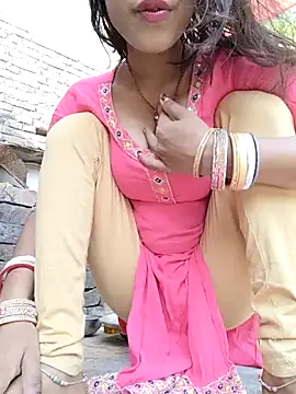 Its Sia online show from April 8, 2:24 am