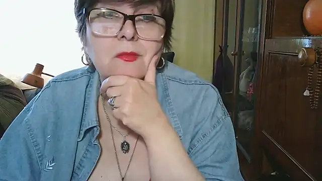 VeronicaGold511 online show from May 17, 10:47 am
