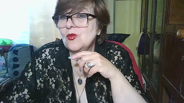 VeronicaGold511 online show from October 6, 7:25 am