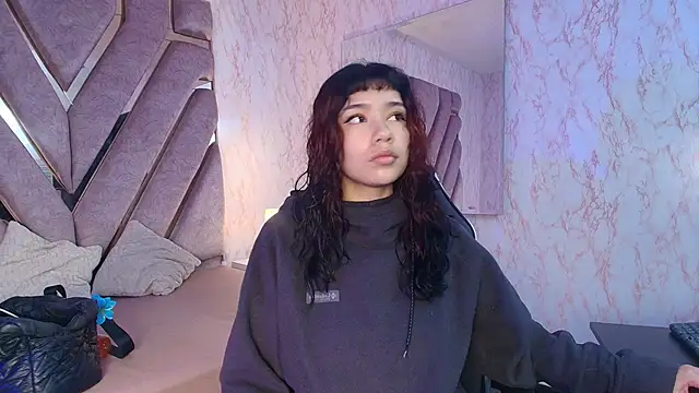 redd pandaa online show from May 13, 3:23 am