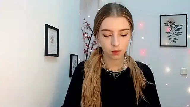 Snapshot of lamooni chatting on October 8, 1:10 am lamooni online show from October 8, 1:10 am