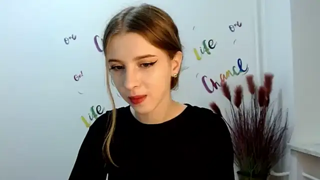 Snapshot of lamooni chatting on September 16, 6:10 am lamooni online show from September 16, 6:10 am