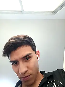Marco0sss online show from March 26, 8:43 pm