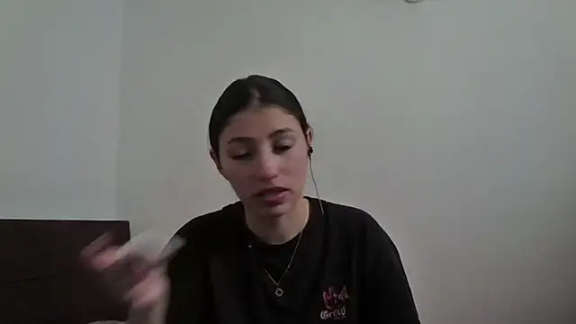 Snapshot of AriaBliss- chatting on October 1, 3:06 pm AriaBliss- online show from October 1, 3:06 pm