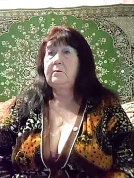 CrystalLime6411 online show from January 15, 7:31 pm