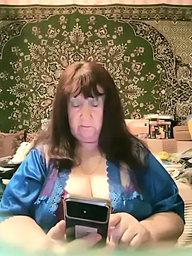CrystalLime6411 online show from May 10, 9:50 pm