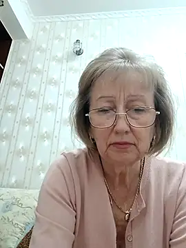 AlikaSwan5821 online show from October 19, 8:11 pm