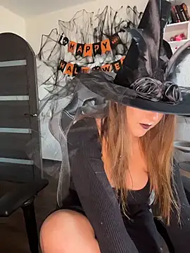 MikssMolly online show from October 29, 7:23 am