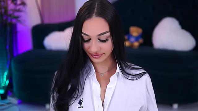 NinaSolenne online show from November 13, 8:08 pm