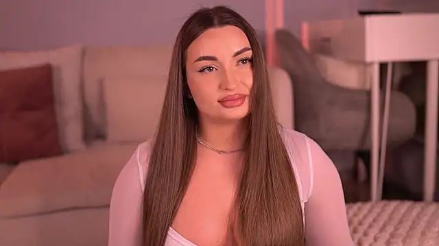 MillaSerene online show from May 15, 8:39 am