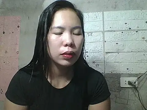 pinaysinglemommm online show from October 5, 9:09 pm