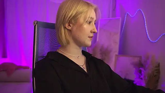 CinBellamy online show from April 2, 10:46 am