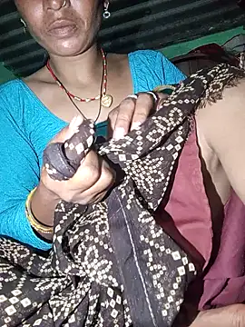 MISS LOVE 001 online show from October 3, 4:45 pm