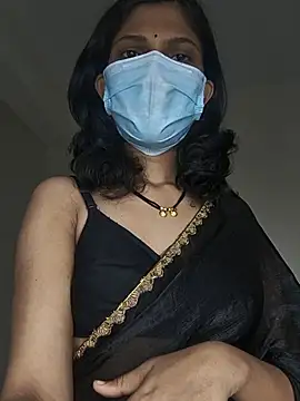 Shivani2002 online show from July 6, 10:31 am