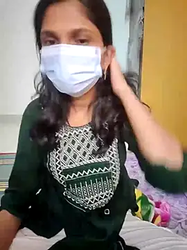 Shivani2002 online show from November 17, 5:24 pm