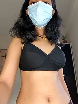 Shivani2002 online show from May 21, 3:15 am