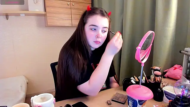 Alice next door online show from February 10, 2:31 pm