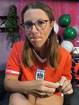 Tasty pants online show from June 16, 6:09 pm