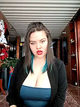 samanthahot11 online show from November 22, 9:50 pm