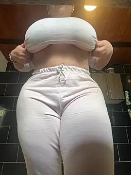 kattaleya14 online show from March 31, 3:34 pm