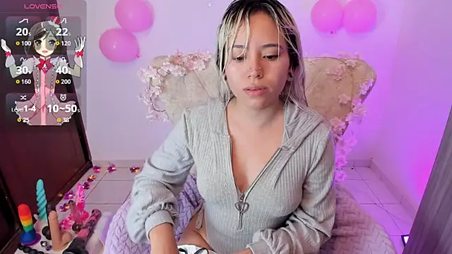 nataliehenao 69 online show from October 3, 4:06 am