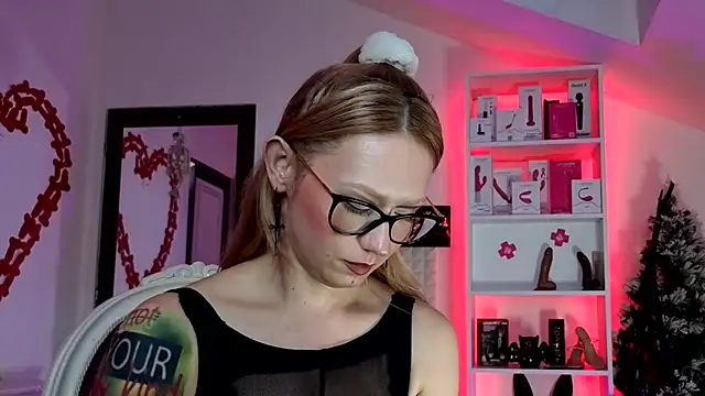 kulteacher online show from November 5, 12:32 pm