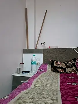 jiya00 online show from October 15, 7:27 pm