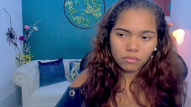 minha tanisha online show from September 19, 5:56 pm
