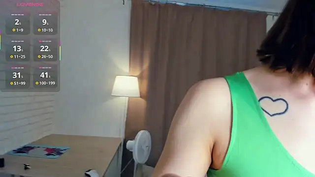 KayleenCurtis online show from May 15, 5:11 am