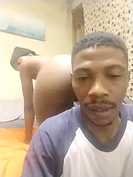 KruellaR1de3 online show from March 29, 12:20 am