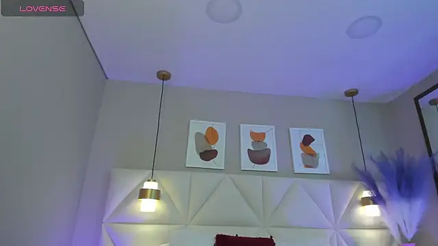 Alba Hank online show from September 19, 8:08 pm