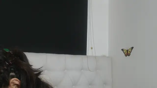 evelynesex online show from April 6, 4:46 am