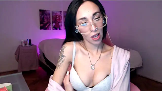 Sofia Amour online show from September 23, 12:09 am
