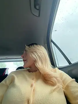 Mia sofiia21 online show from March 18, 8:36 pm