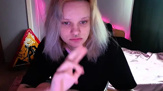 Elieiza xo online show from May 15, 9:34 am