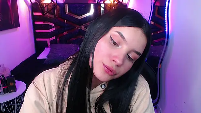 Natalie loffreda online show from May 6, 8:46 pm