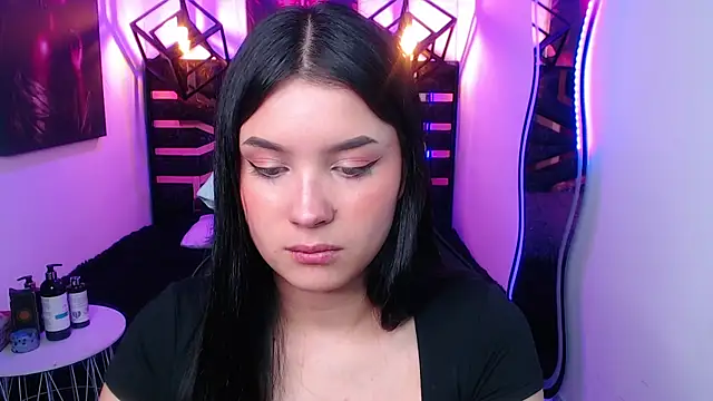 Natalie loffreda online show from May 13, 7:41 pm