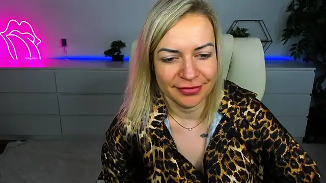 Snapshot of Anna_Snows chatting on September 29, 12:21 pm Anna Snows online show from September 29, 12:21 pm